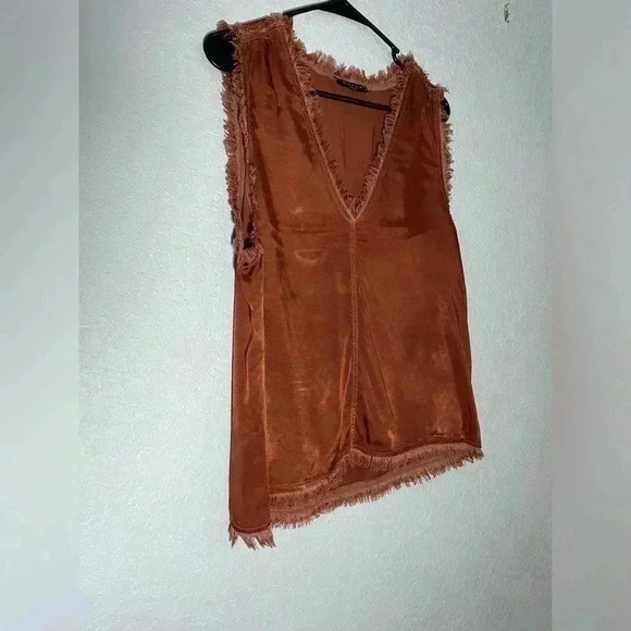 Maven West Shiny Copper Fray Top Womens Size Small - Picture 5 of 7